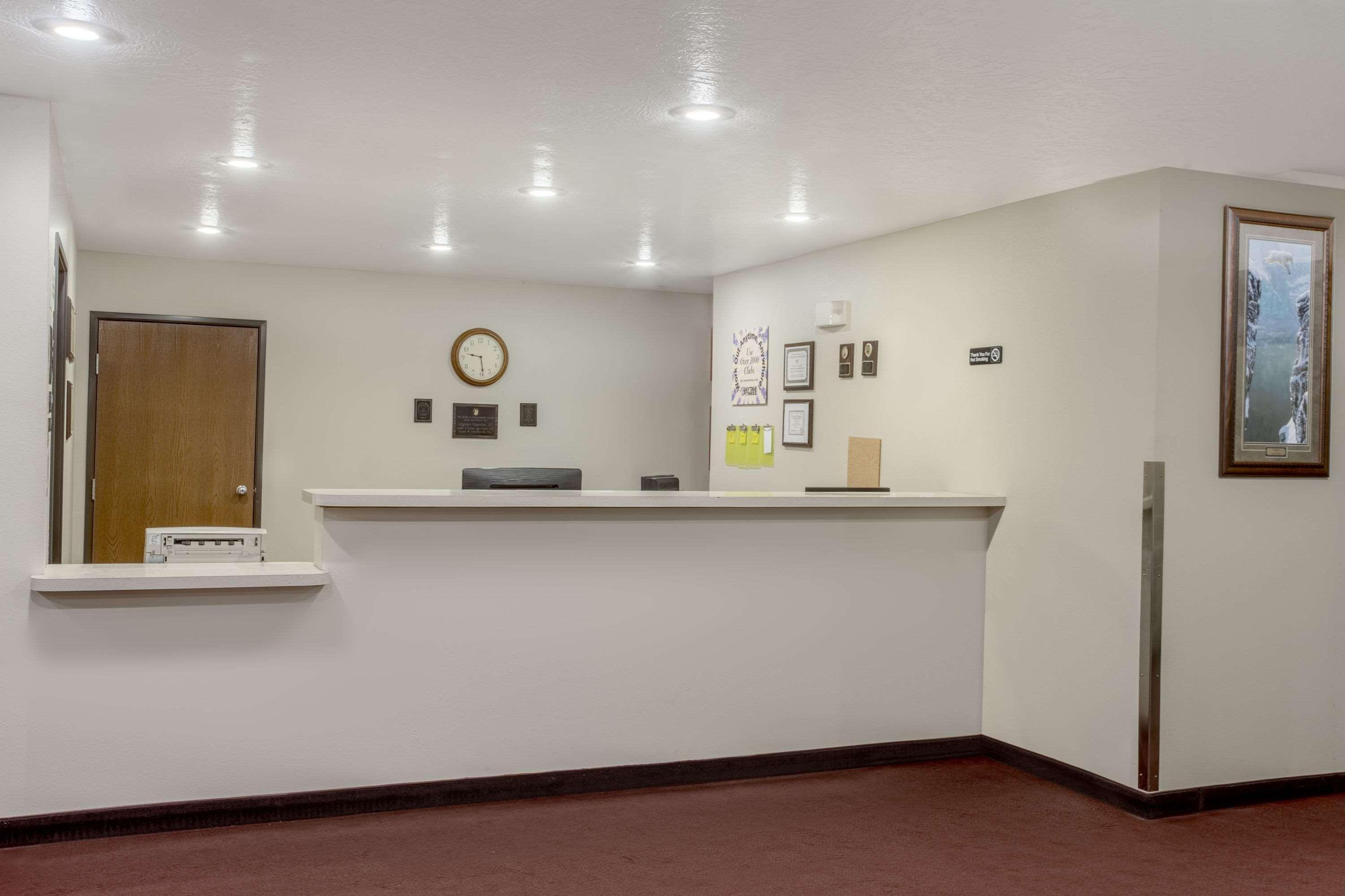 Super 8 By Wyndham Super 8 Blackfoot Exterior photo
